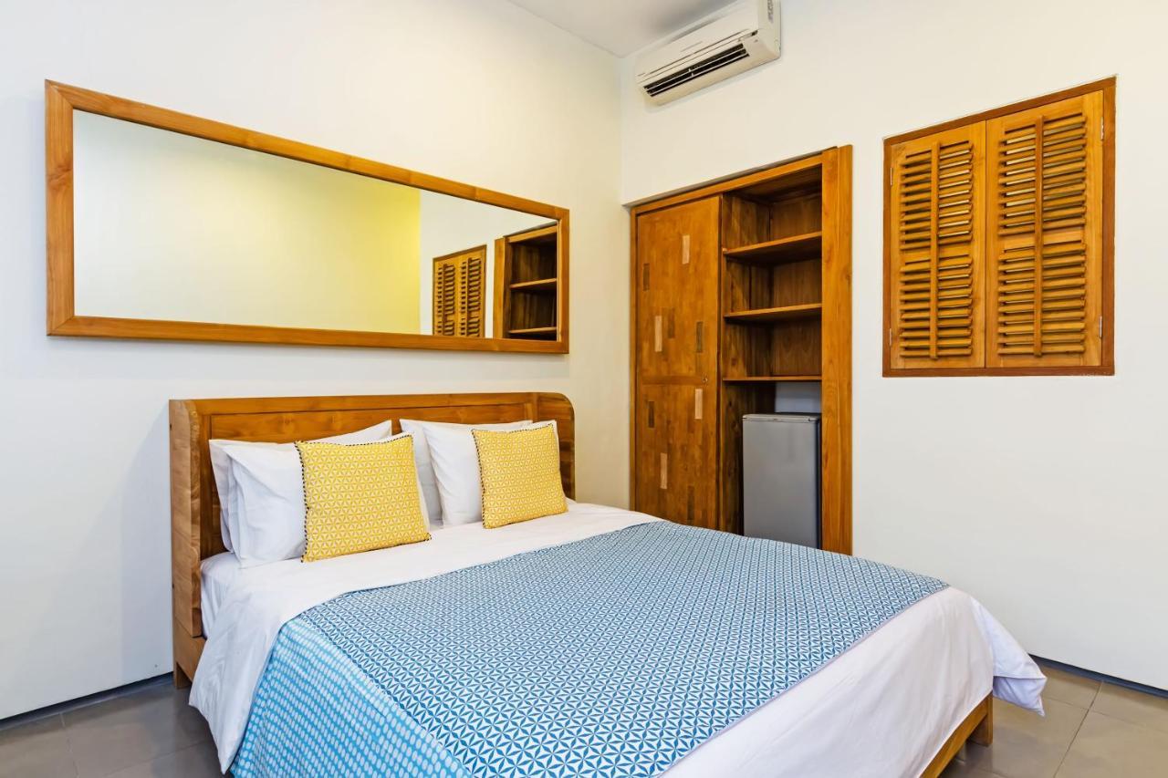 Seruni Guest House Denpasar Esterno foto